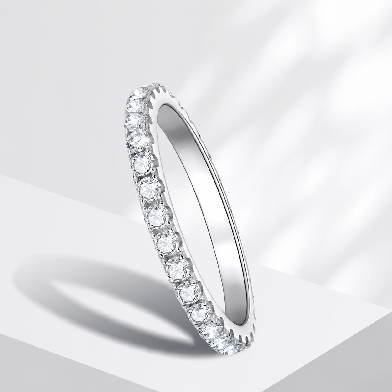 Anel Meia Aliança Moissanite 2mm e 3mm Prata 925 Ouro 18K — Certificado GRA