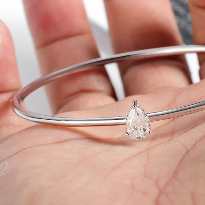 Pulseira Bangle Moissanite Corte Pêra 1 Quilate Prata 925 — Certificado GRA
