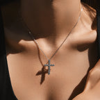 Colar Cruz com Moissanite em Prata 925