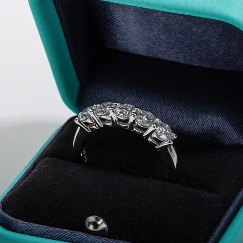Aliança de Moissanite 4mm em Prata 925